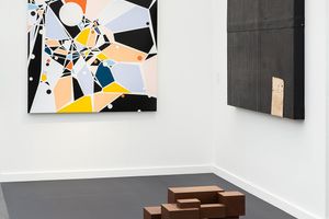[Sarah Morris][0], [Theaster Gates][1], [White Cube][2], Frieze Los Angeles (17–20 February 2022). Courtesy Ocula. Photo: Charles Roussel. 


[0]: https://ocula.com/artists/sarah-morris/
[1]: https://ocula.com/artists/theaster-gates/
[2]: https://ocula.com/art-galleries/white-cube/